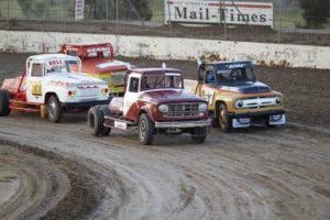 V8 Trucks PHOTO: Emma Bansemer