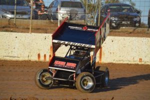 V23 Sprint Car - Jimmy Gardiner races his 360 Sprintcar around Blue Ribbon Raceway. PHOTO: Mark Cowin