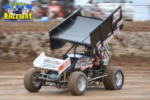 SUPERLATIVE SOLOMAN: Sprint Car driver Chris Soloman commanded the field throughout the evening. PHOTO: M&L Speedway Photography